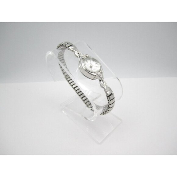 Women Collezier Quartz WR Analog 18mm Round Watch (H607) "New Battery" - Picture 4 of 10